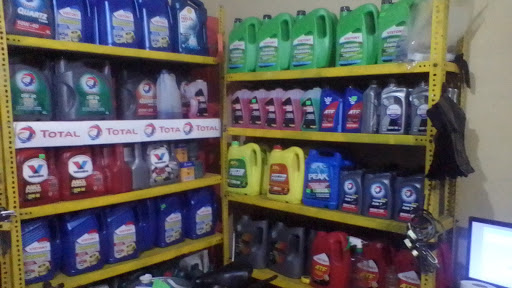 Lavado de autos y Lubricantes Facucar