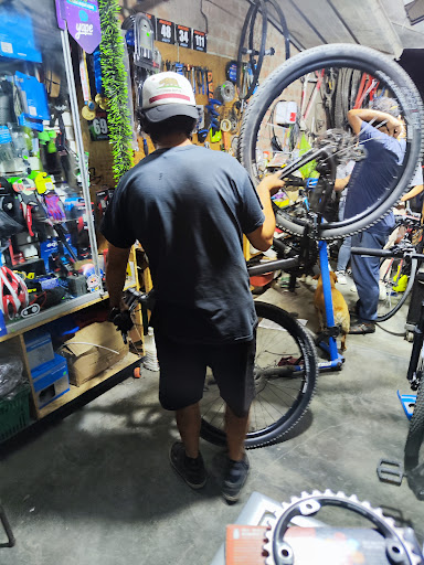 BiciKausas - Taller de Reparación de Bicicletas