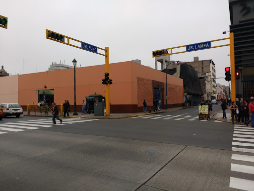 Playa de Estacionamiento 24 horas - Purban